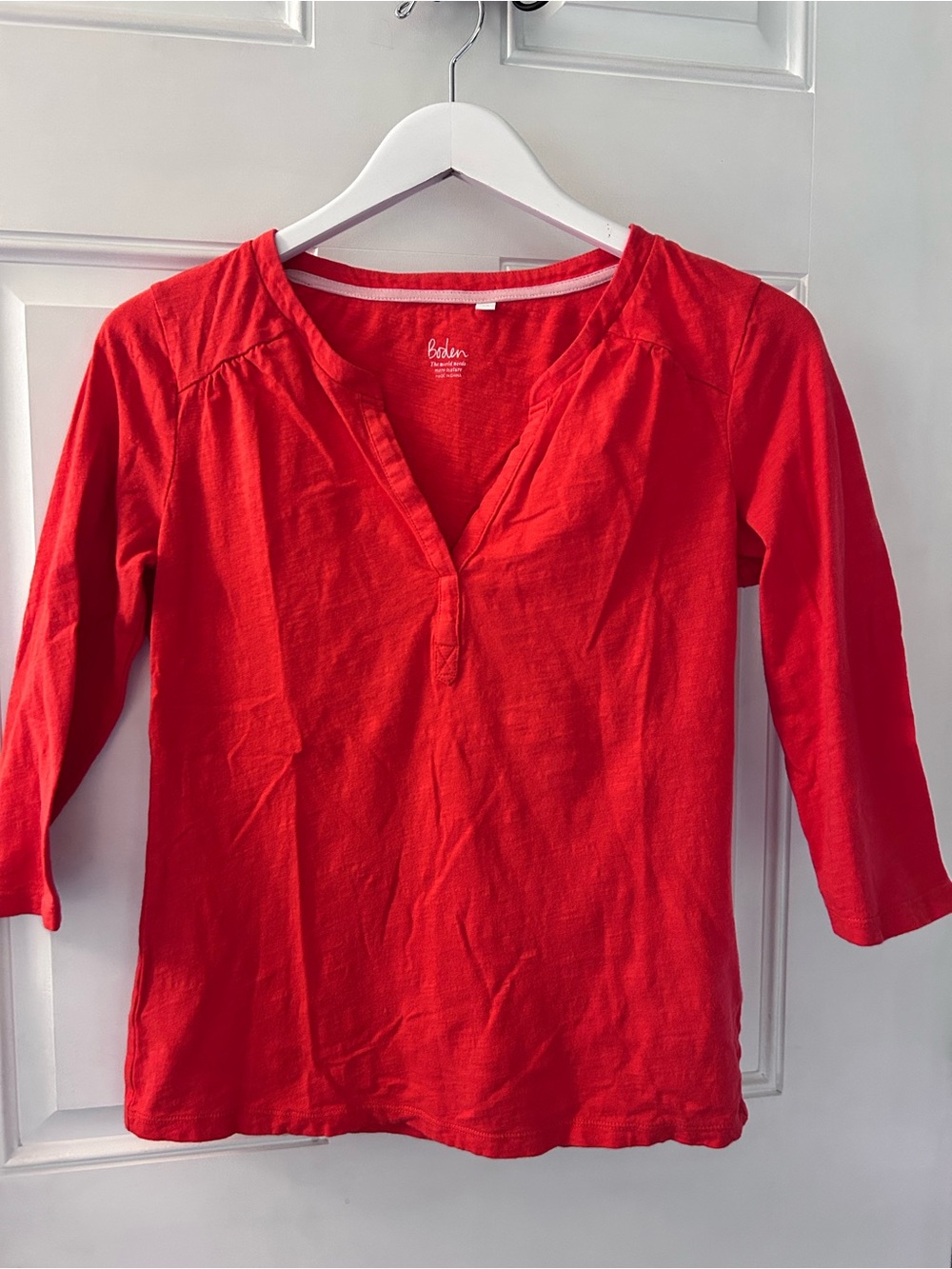 Boden Bright Red V-Neck 3/4 Sleeve Women's Top